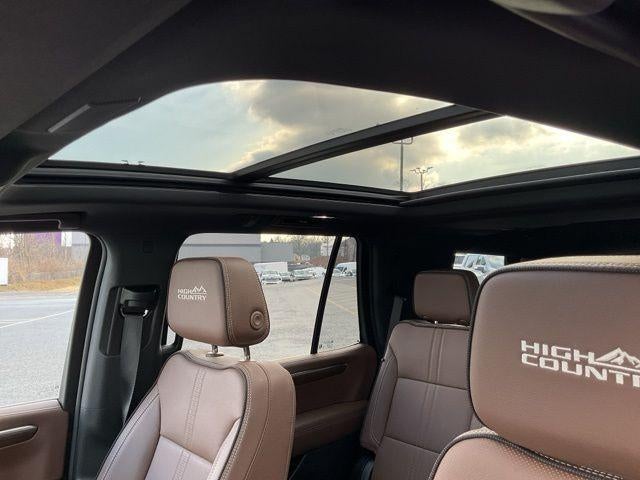 2025 Chevrolet Tahoe 4WD High Country