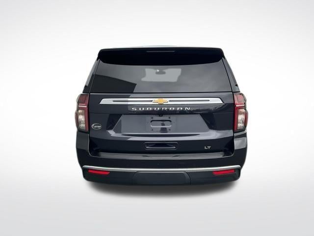 2022 Chevrolet Suburban 4WD LT