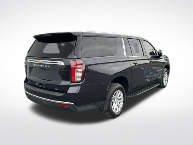 2022 Chevrolet Suburban 4WD LT