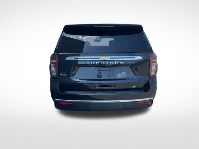 2022 Chevrolet Suburban 4WD LT