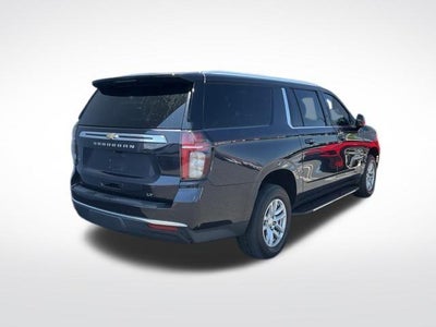 2022 Chevrolet Suburban 4WD LT