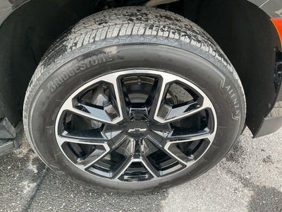 2024 Chevrolet Suburban 4WD RST