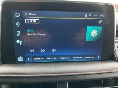 2022 Chevrolet Suburban 4WD RST