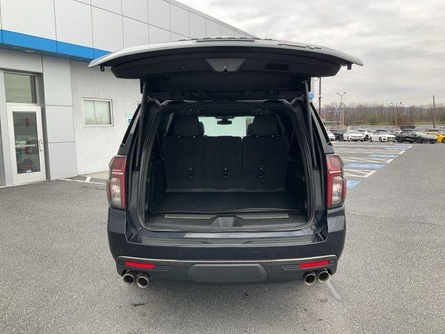 2022 Chevrolet Suburban 4WD RST