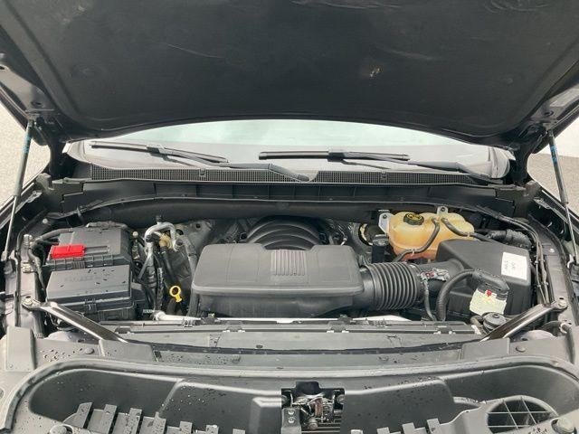 2022 Chevrolet Suburban 4WD RST