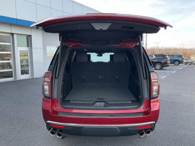 2024 Chevrolet Suburban 4WD Premier