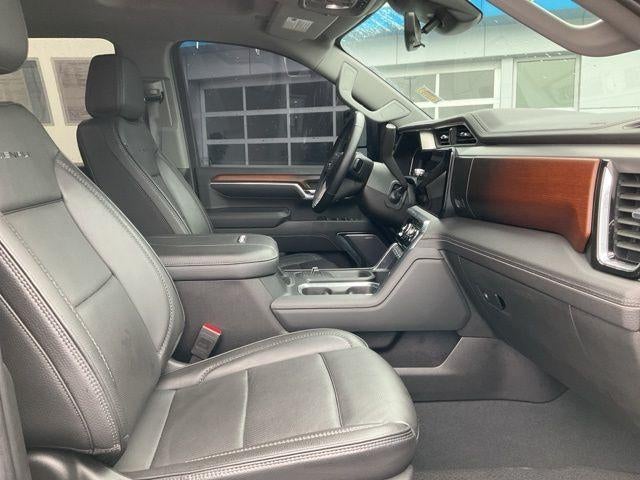 2024 GMC Sierra 2500 HD Crew Cab Long Box 4-Wheel Drive Denali