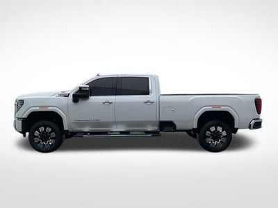 2024 GMC Sierra 2500 HD Crew Cab Long Box 4-Wheel Drive Denali