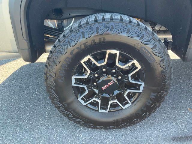 2026 GMC Sierra 2500 HD Crew Cab Standard Box 4-Wheel Drive AT4X