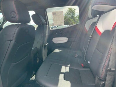 2024 GMC Canyon Crew Cab Short Box 4-Wheel Drive AT4X