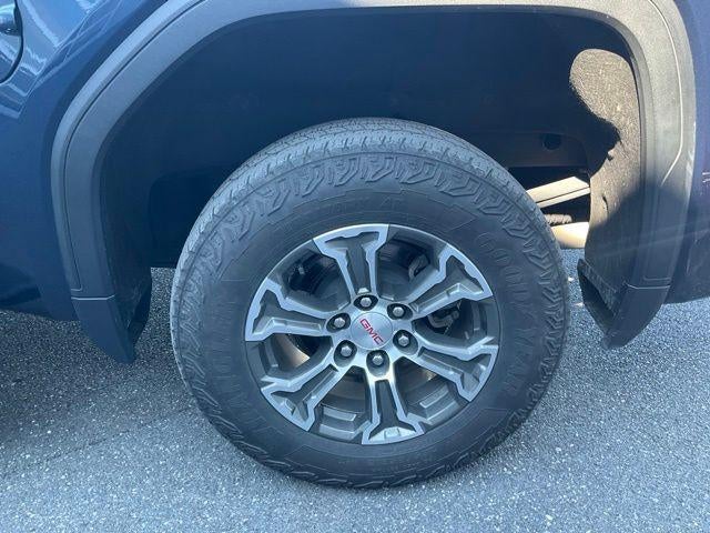 2023 GMC Sierra 1500 Crew Cab Short Box 4-Wheel Drive SLE