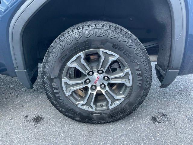 2023 GMC Sierra 1500 Crew Cab Short Box 4-Wheel Drive SLE
