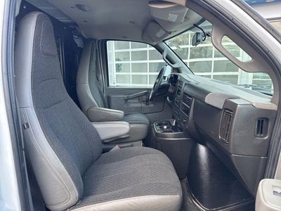 2019 GMC Savana Cargo 2500 2500 Regular Wheelbase Rear-Wheel Drive