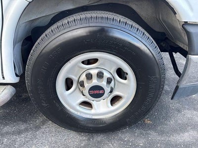 2019 GMC Savana Cargo 2500 2500 Regular Wheelbase Rear-Wheel Drive