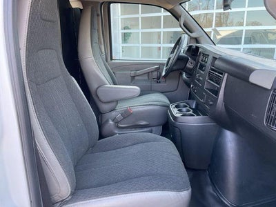 2024 GMC Savana Cargo 2500 2500 Regular Wheelbase Rear-Wheel Drive