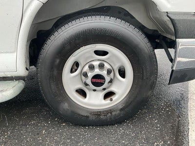 2024 GMC Savana Cargo 2500 2500 Regular Wheelbase Rear-Wheel Drive