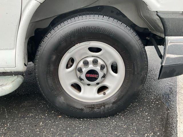 2024 GMC Savana Cargo 2500 2500 Regular Wheelbase Rear-Wheel Drive