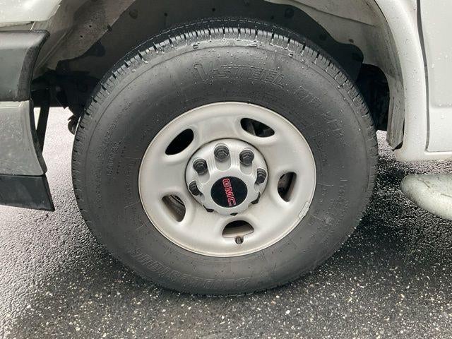 2024 GMC Savana Cargo 2500 2500 Regular Wheelbase Rear-Wheel Drive