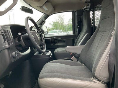 2024 GMC Savana Cargo 2500 2500 Regular Wheelbase Rear-Wheel Drive