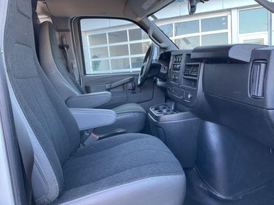 2024 GMC Savana Cargo 2500 2500 Regular Wheelbase Rear-Wheel Drive