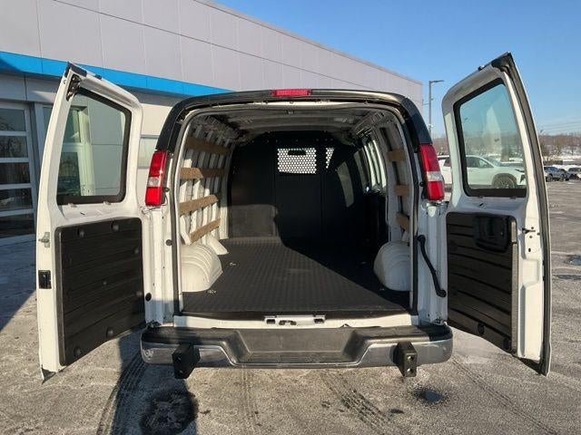 2024 GMC Savana Cargo 2500 2500 Regular Wheelbase Rear-Wheel Drive