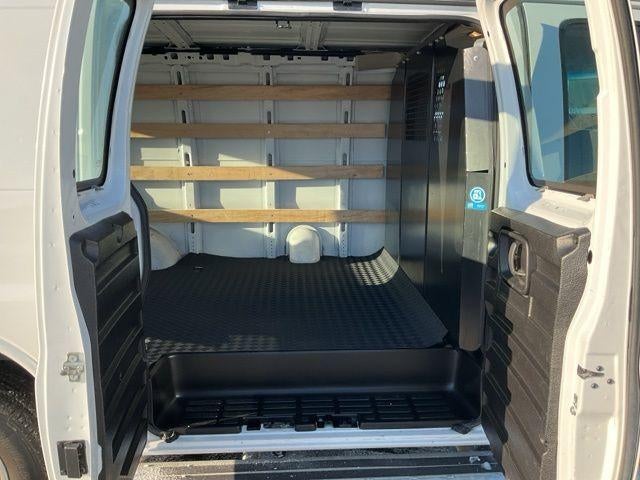 2024 GMC Savana Cargo 2500 2500 Regular Wheelbase Rear-Wheel Drive