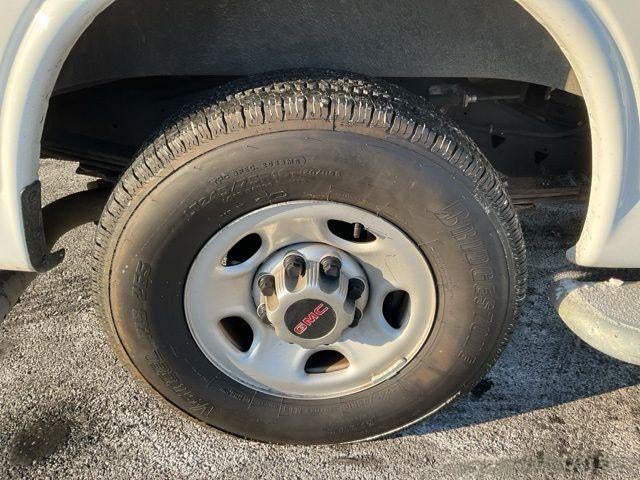 2024 GMC Savana Cargo 2500 2500 Regular Wheelbase Rear-Wheel Drive