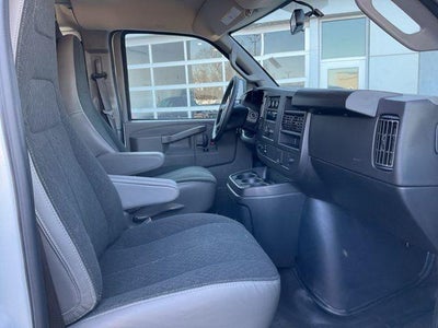 2024 GMC Savana Cargo 2500 2500 Regular Wheelbase Rear-Wheel Drive