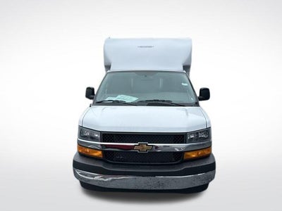 2025 Chevrolet Express Cutaway 3500 Base