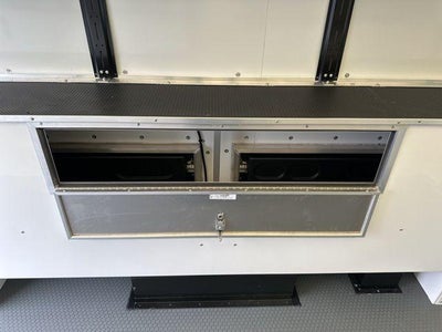 2025 Chevrolet Express Cutaway 3500 Base