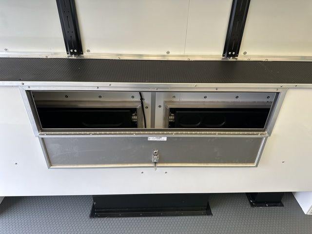 2025 Chevrolet Express Cutaway 3500 Base