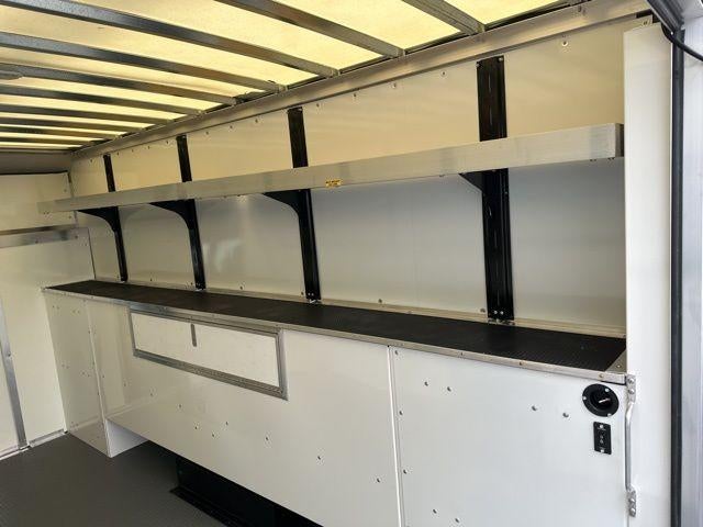 2025 Chevrolet Express Cutaway 3500 Base