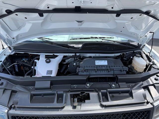 2025 Chevrolet Express Cutaway 3500 Base