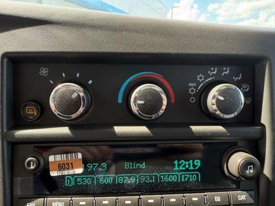 2025 Chevrolet Express Cutaway 3500 Base