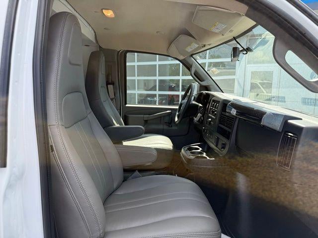 2025 Chevrolet Express Cutaway 3500 Base