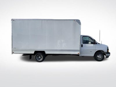 2025 Chevrolet Express Cutaway 3500 Base