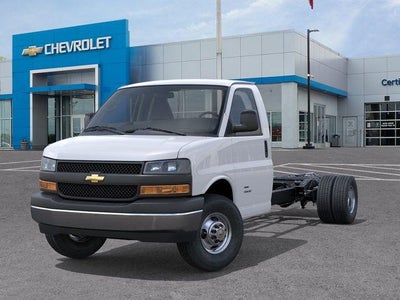 2026 Chevrolet Express Cutaway 3500 Base