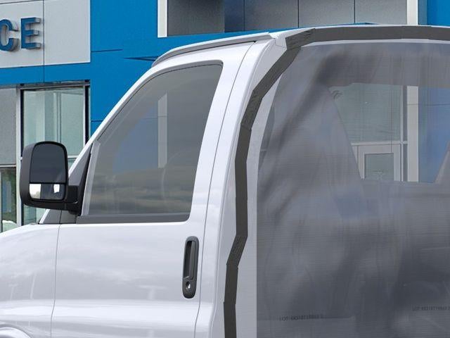 2026 Chevrolet Express Cutaway 3500 Base