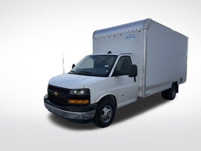 2025 Chevrolet Express Cutaway 3500 Base