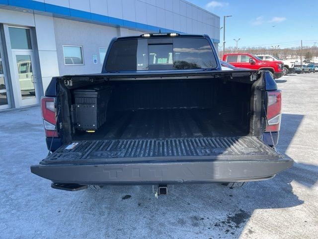 2024 Nissan Titan 4x4 Crew Cab PRO-4X