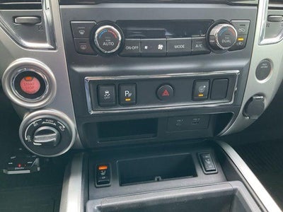 2021 Nissan TITAN 4x4 Crew Cab SV