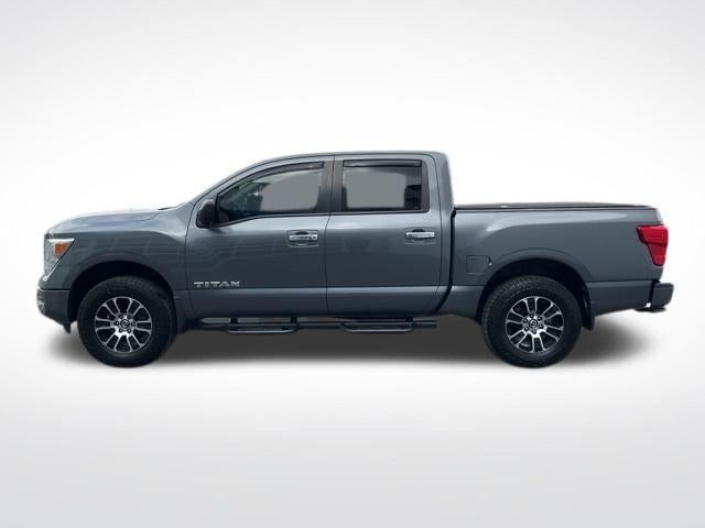 2021 Nissan Titan 4x4 Crew Cab SV