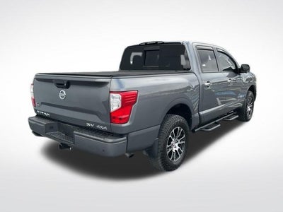 2021 Nissan Titan 4x4 Crew Cab SV