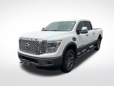 2018 Nissan TITAN XD 4x4 Diesel Crew Cab Platinum Reserve