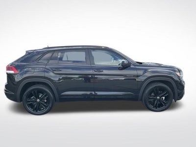 2023 Volkswagen Atlas Cross Sport 2.0T SEL R-Line Black 4MOTION