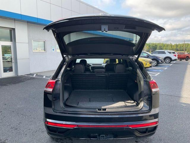 2023 Volkswagen Atlas Cross Sport 2.0T SEL R-Line Black 4MOTION