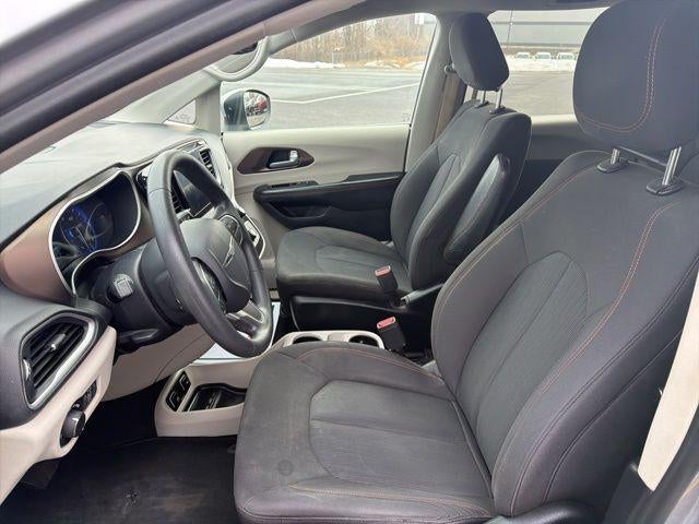 2017 Chrysler Pacifica Touring FWD