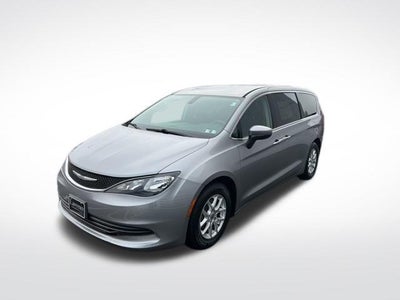 2017 Chrysler Pacifica Touring FWD