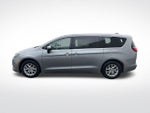 2017 Chrysler Pacifica Touring FWD