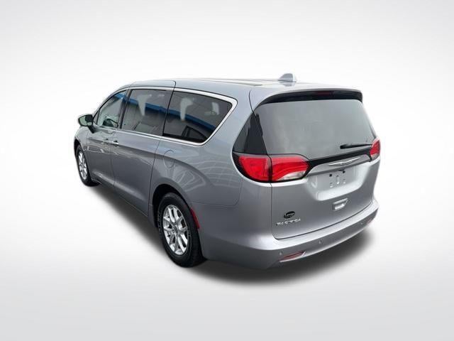 2017 Chrysler Pacifica Touring FWD